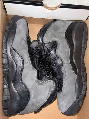 Air Jordan 10 Retro “Shadow” (2018) GS – Women’s 7.5 / Youth 6Y – Excellent